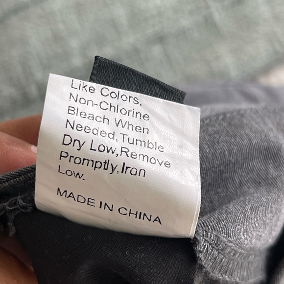 Grey Dazy Slant Pocket Solid Tailored Pants - Picture 6 of 8